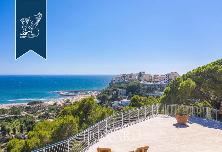 Image No.16-7 Bed Villa for sale