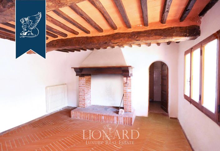 Image No.8-4 Bed Farmhouse for sale