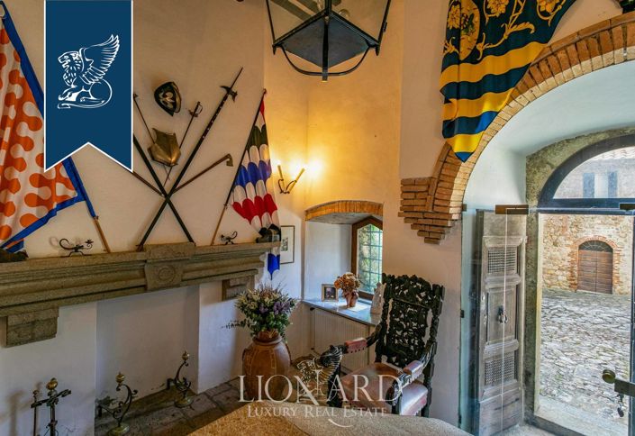 Image No.19-20 Bed Property for sale