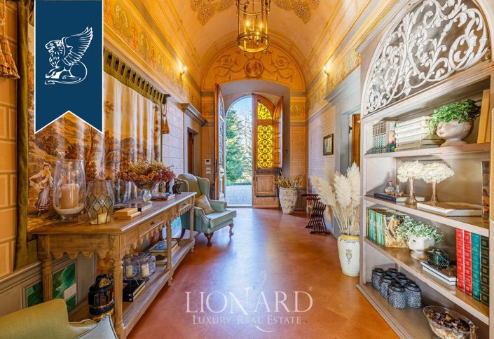 Image No.13-14 Bed Villa for sale