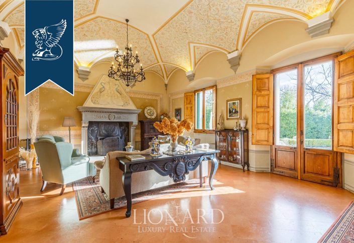 Image No.19-14 Bed Villa for sale