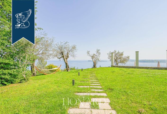 Image No.13-7 Bed Villa for sale