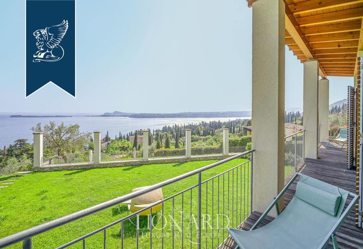 Image No.16-7 Bed Villa for sale