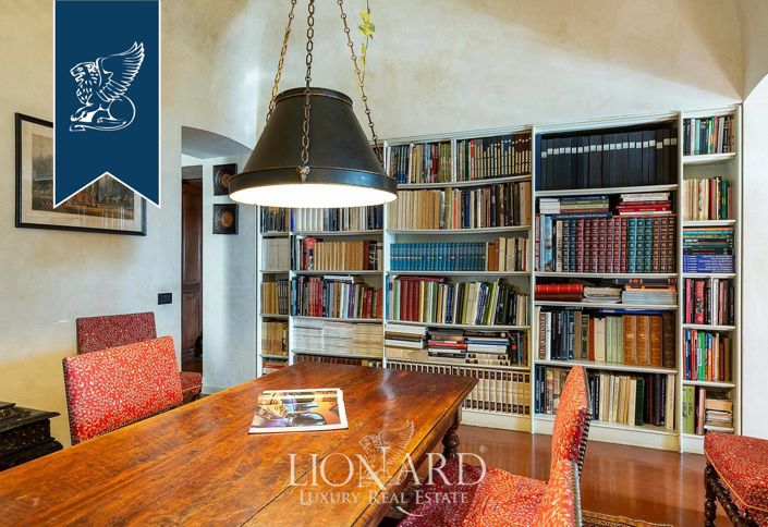 Image No.20-8 Bed Villa for sale