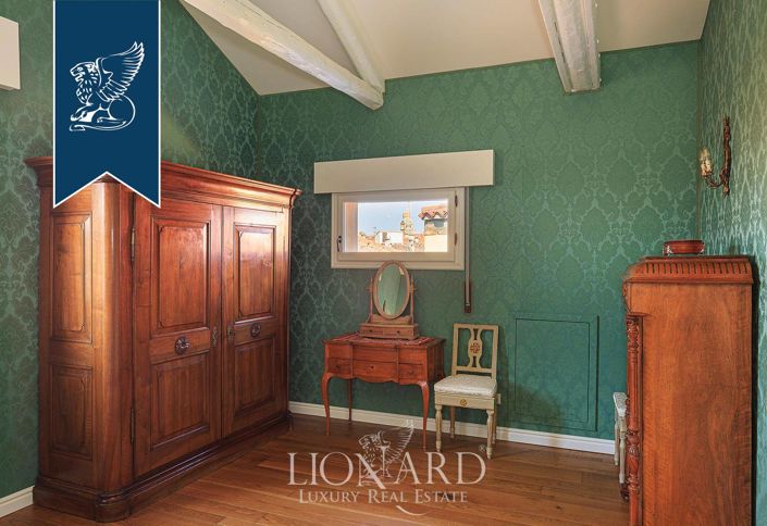 Image No.23-4 Bed Apartment for sale