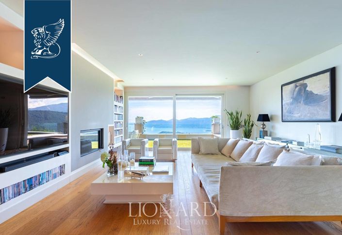 Image No.6-7 Bed Villa for sale