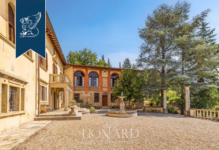 Image No.17-31 Bed Farmhouse for sale