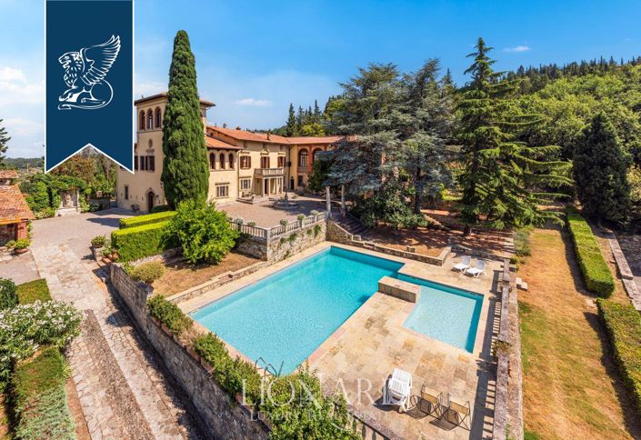 Image No.7-31 Bed Farmhouse for sale