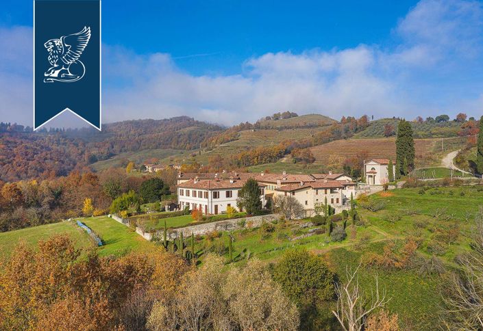 Image No.1-10 Bed Hotel for sale