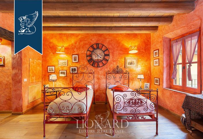 Image No.35-10 Bed Hotel for sale