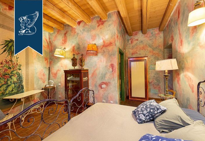 Image No.42-10 Bed Hotel for sale