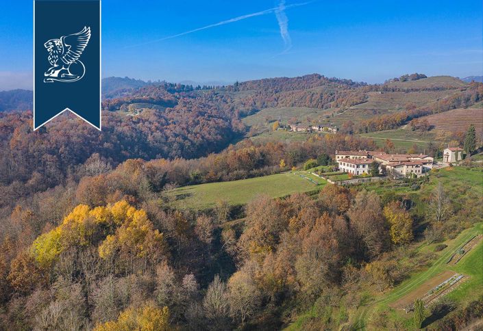 Image No.52-10 Bed Hotel for sale