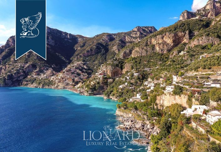 Image No.6-8 Bed Villa for sale