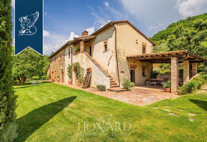 Image No.12-8 Bed Hotel for sale