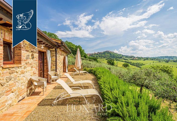 Image No.17-8 Bed Hotel for sale