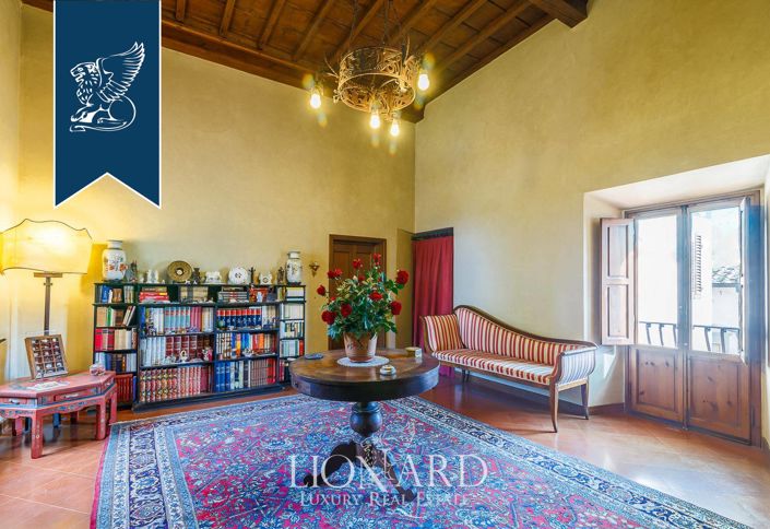 Image No.24-10 Bed Villa for sale