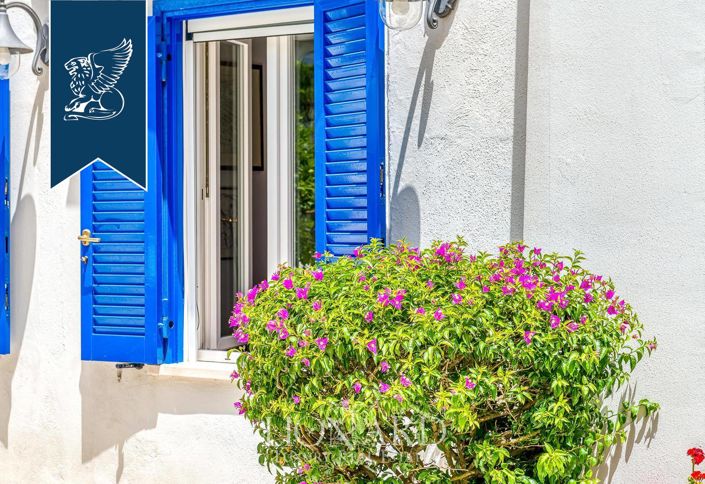 Image No.11-5 Bed Villa for sale