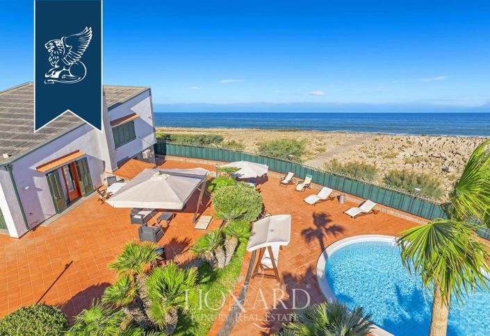 Image No.1-6 Bed Villa for sale