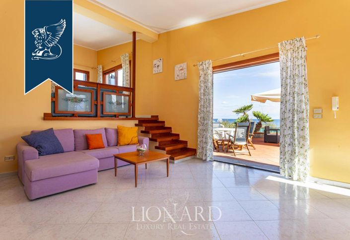 Image No.13-6 Bed Villa for sale