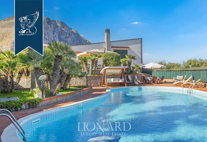 Image No.4-6 Bed Villa for sale