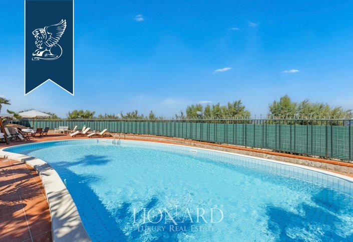 Image No.5-6 Bed Villa for sale