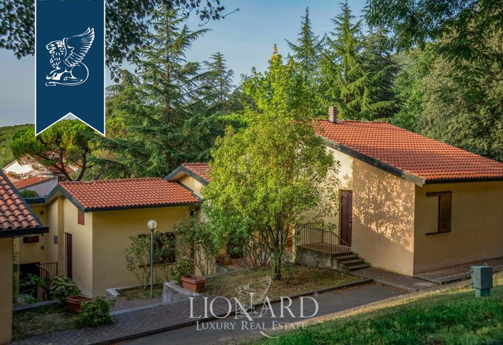 Image No.19-106 Bed Hotel for sale