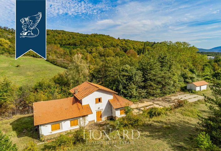 Image No.27-106 Bed Hotel for sale