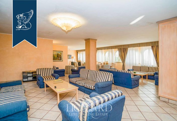 Image No.39-106 Bed Hotel for sale