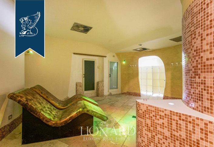 Image No.55-106 Bed Hotel for sale