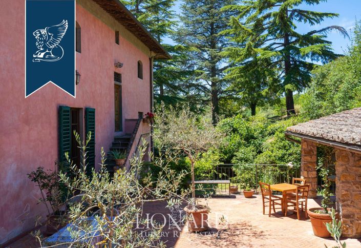 Image No.13-13 Bed Farmhouse for sale