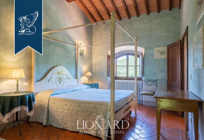 Image No.41-13 Bed Farmhouse for sale