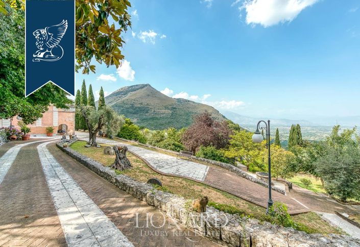 Image No.6-7 Bed Villa for sale