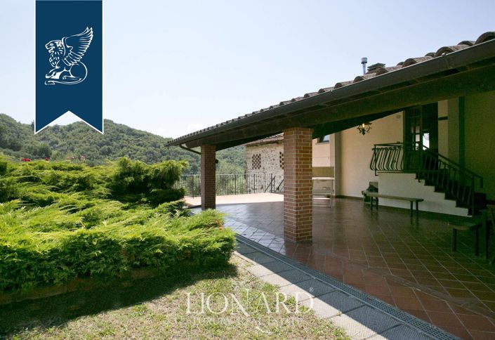 Image No.12-9 Bed Farmhouse for sale