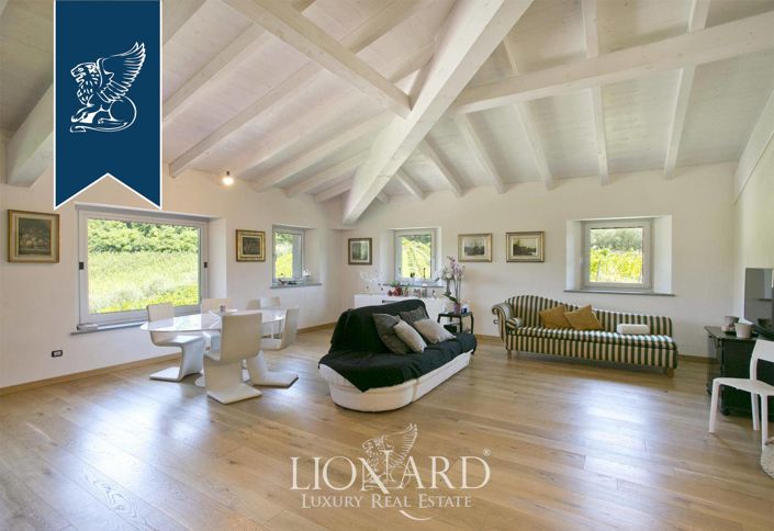 Image No.34-9 Bed Farmhouse for sale