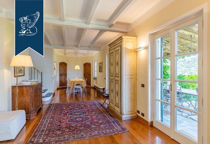 Image No.30-6 Bed Villa for sale