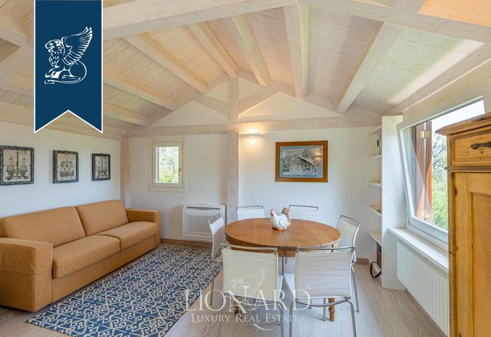 Image No.38-6 Bed Villa for sale