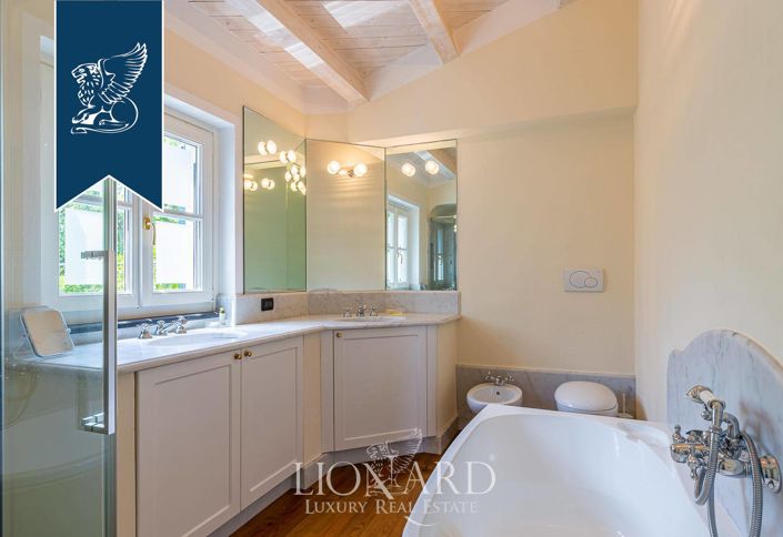 Image No.42-6 Bed Villa for sale