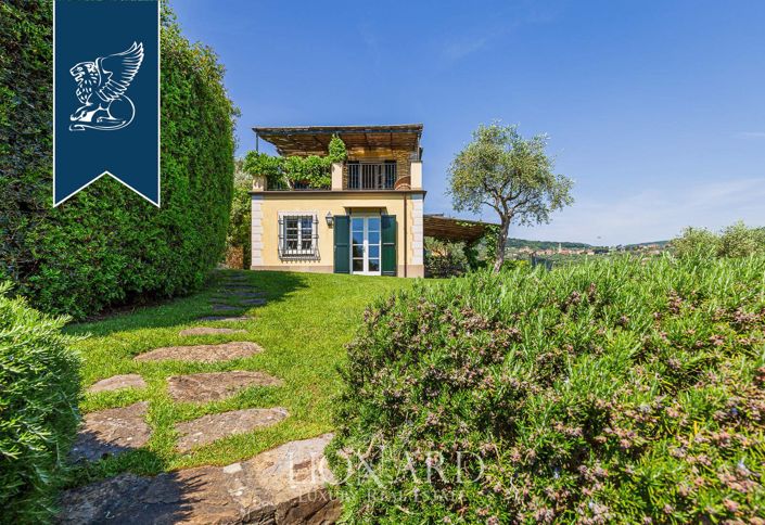 Image No.9-6 Bed Villa for sale