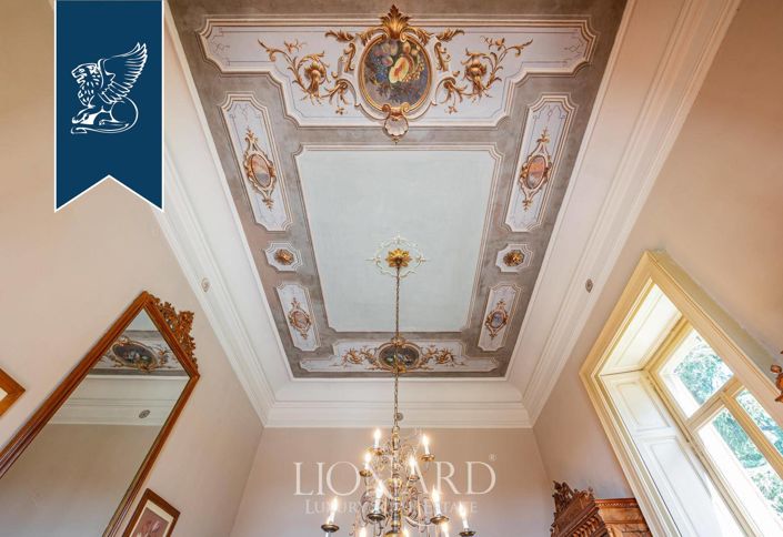 Image No.15-7 Bed Villa for sale