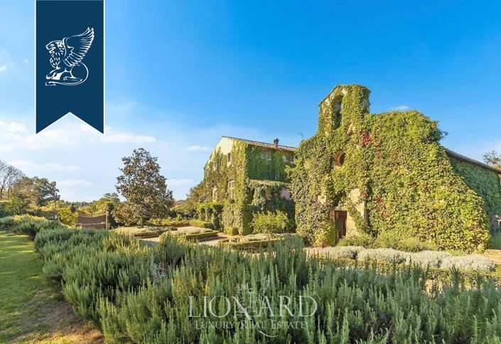 Image No.2-12 Bed Villa for sale