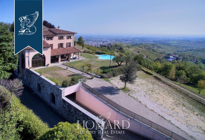 Image No.13-4 Bed Villa for sale