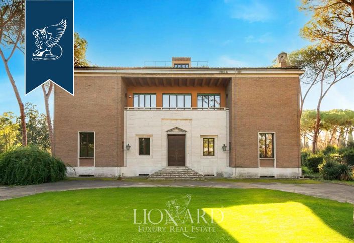 Image No.6-30 Bed Villa for sale