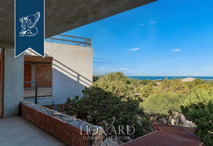 Image No.16-8 Bed Villa for sale