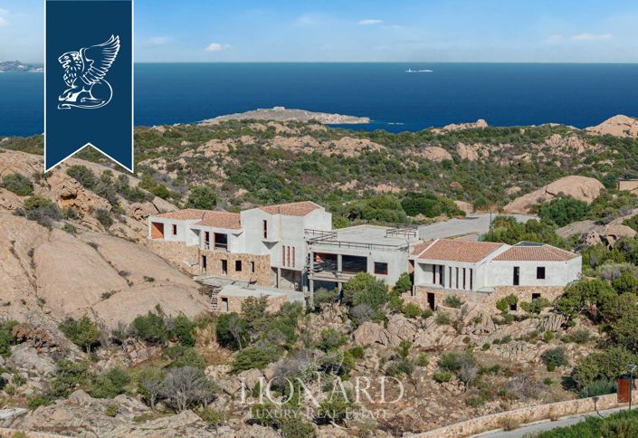 Image No.4-8 Bed Villa for sale