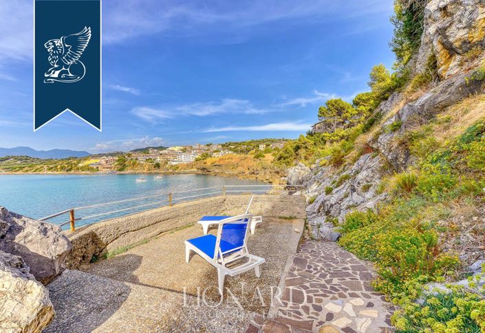 Image No.17-12 Bed Hotel for sale