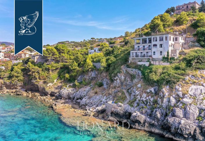 Image No.7-12 Bed Hotel for sale