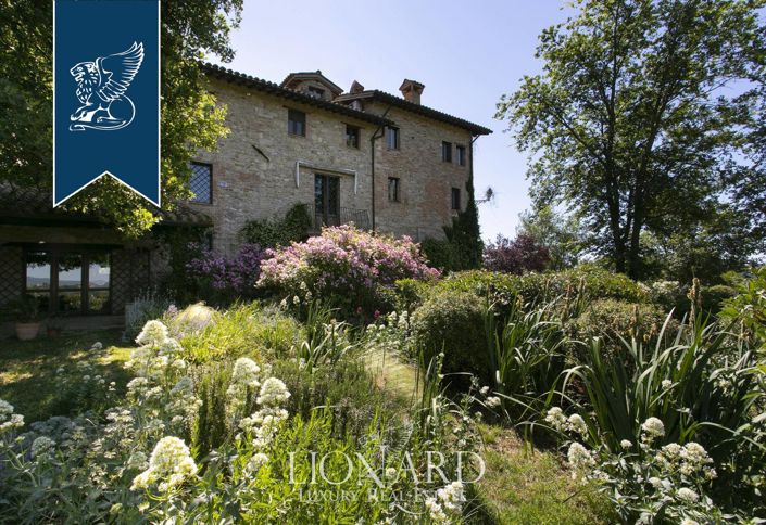 Image No.24-8 Bed Country House for sale