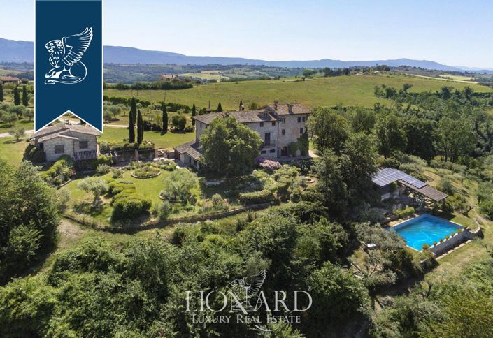 Image No.3-8 Bed Country House for sale