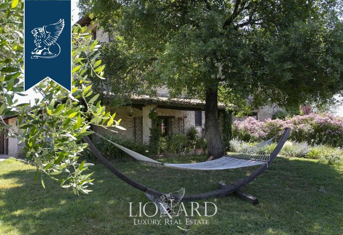 Image No.36-8 Bed Country House for sale