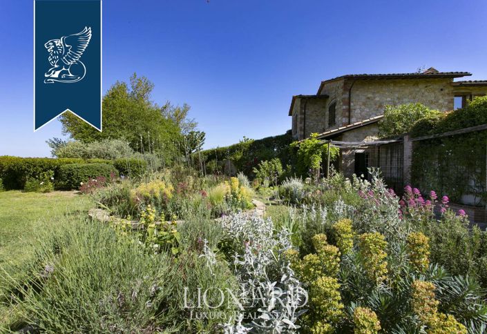 Image No.42-8 Bed Country House for sale